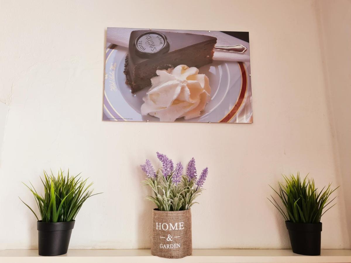 Sunny Apartment Виена Екстериор снимка